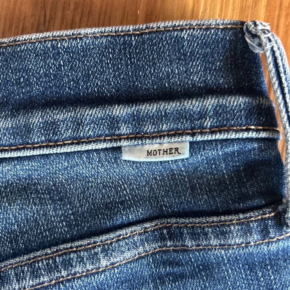 MOTHER Women's Skinny Jeans in Distressed Blue Denim - Picture 8 of 9